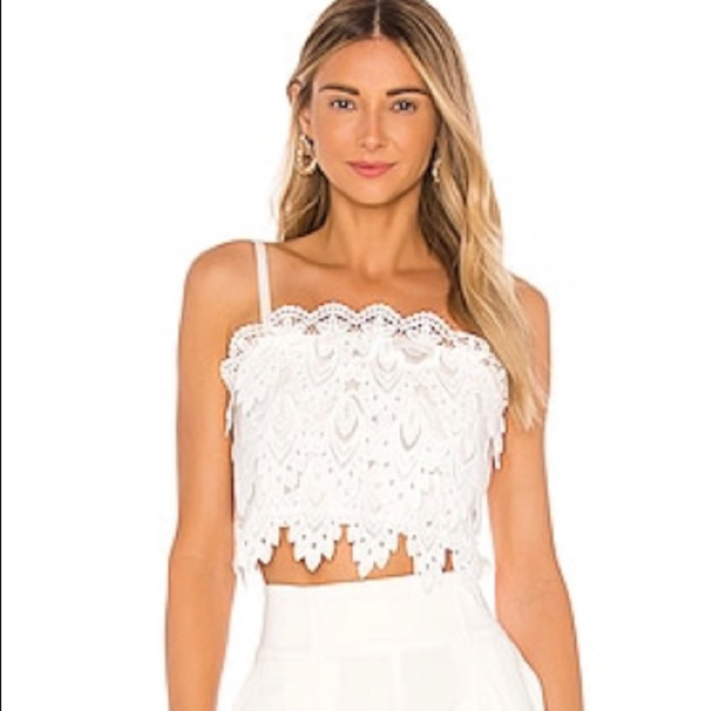 Revolve NWT Elliat White Lace Tank Crop Top - Size M